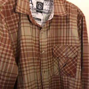 Long sleeve plaid shirt